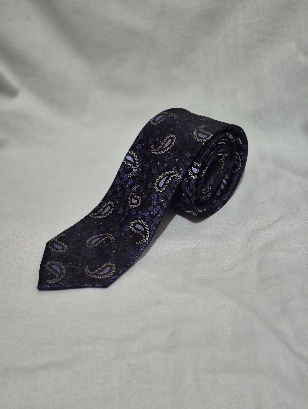 Pronto Uomo Navy Blue Paisley Silk Tie